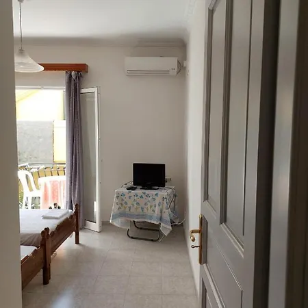 George's Argostoli (Kefalonia)